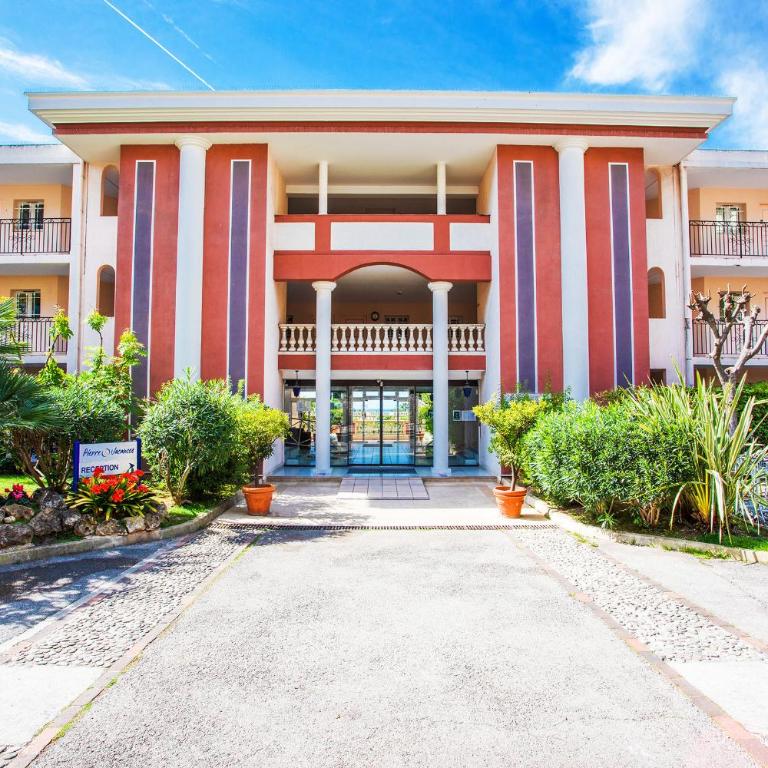 L'ANGE GARDIEN AP4269 by Riviera Holiday Homes - Appartement - Vue sur Jardin - 8
