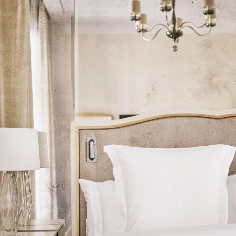 Four Seasons Hotel Madrid - Suite Canalejas con cama extragrande - 4