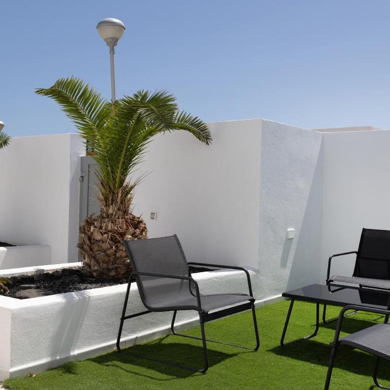 Luxury Villa Cindy - Three-Bedroom Villa - 12