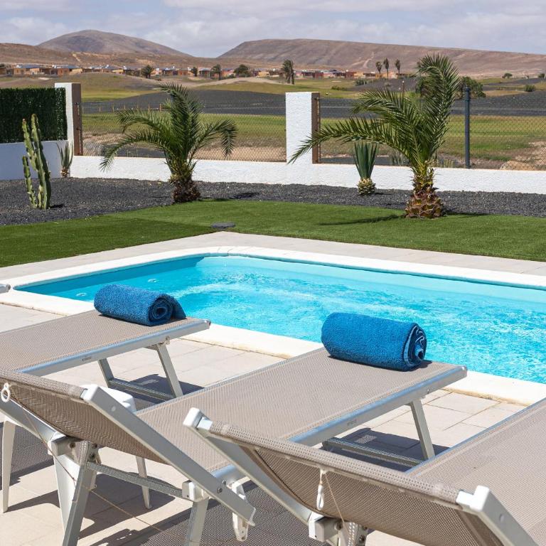 Luxury Villa Cindy - Three-Bedroom Villa - 6