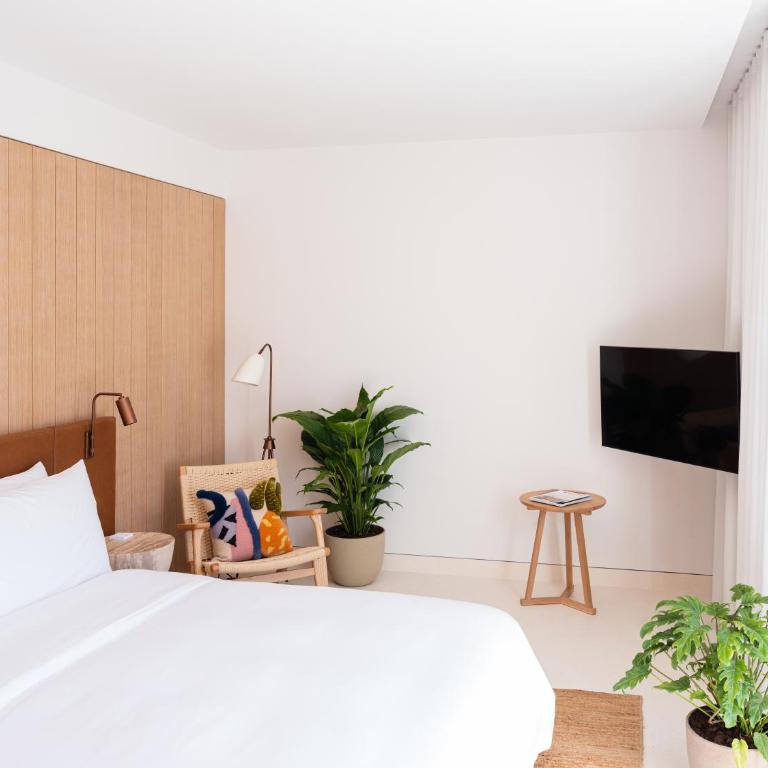 The Standard, Ibiza - Suite del Castillo - 4