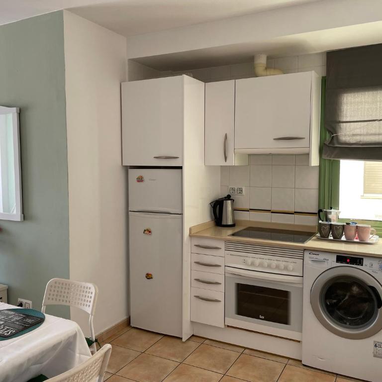 Dolce Vita Appartment - One-Bedroom Apartment - 13
