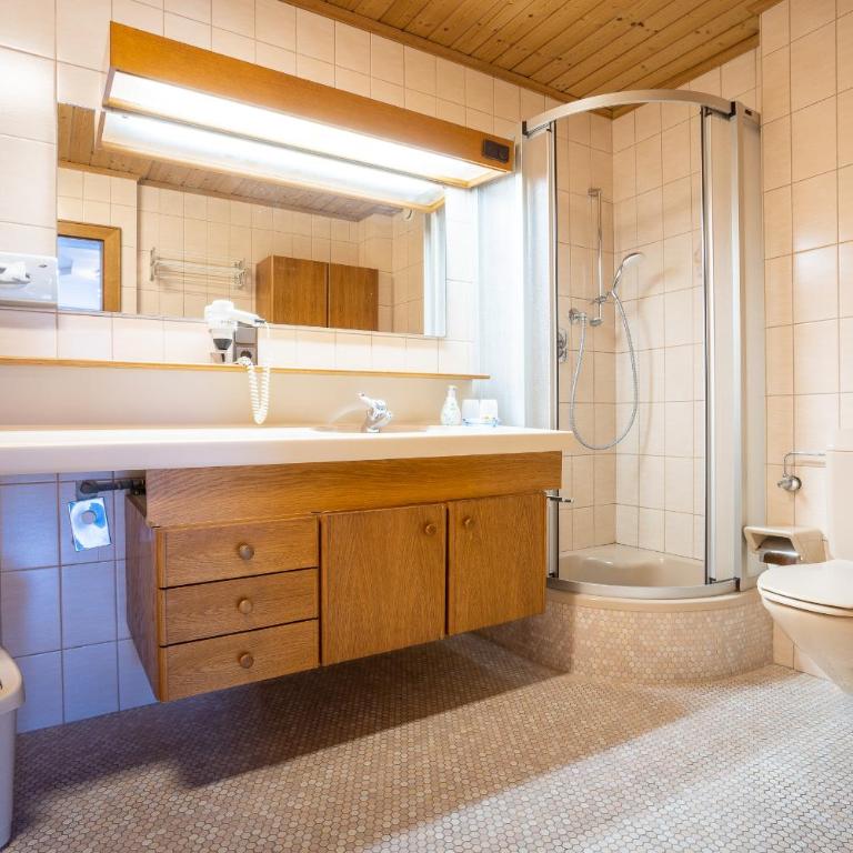 Gästehaus Wilhelmshof - Apartment mit 1 Schlafzimmer und Balkon - 2