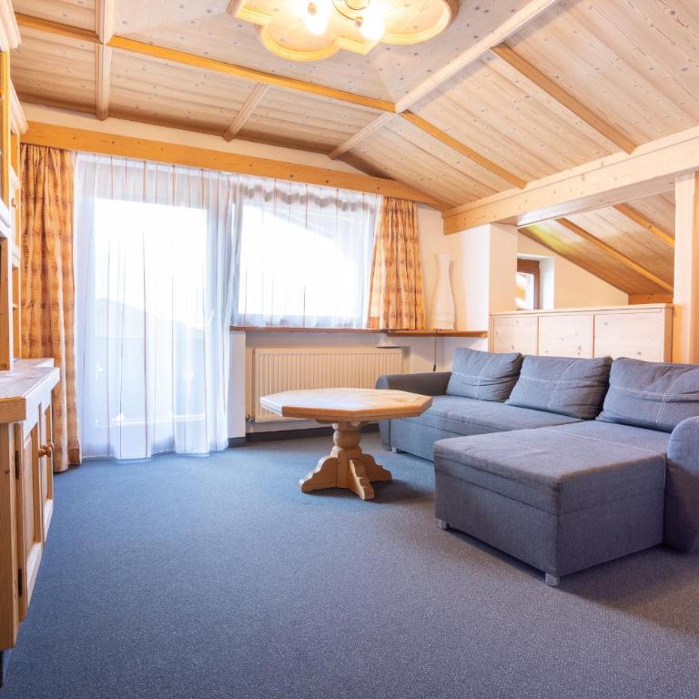 Gästehaus Wilhelmshof - Apartment mit 1 Schlafzimmer und Balkon - 7