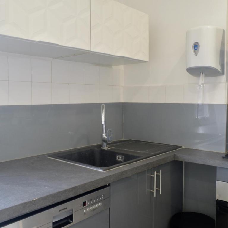 Elegant & Luminous 2-BR - Antibes City Center - Appartement 2 Chambres - 11