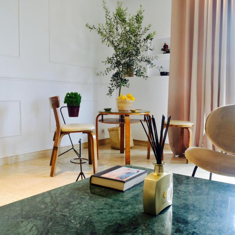 Elegant & Luminous 2-BR - Antibes City Center - Appartement 2 Chambres - 2