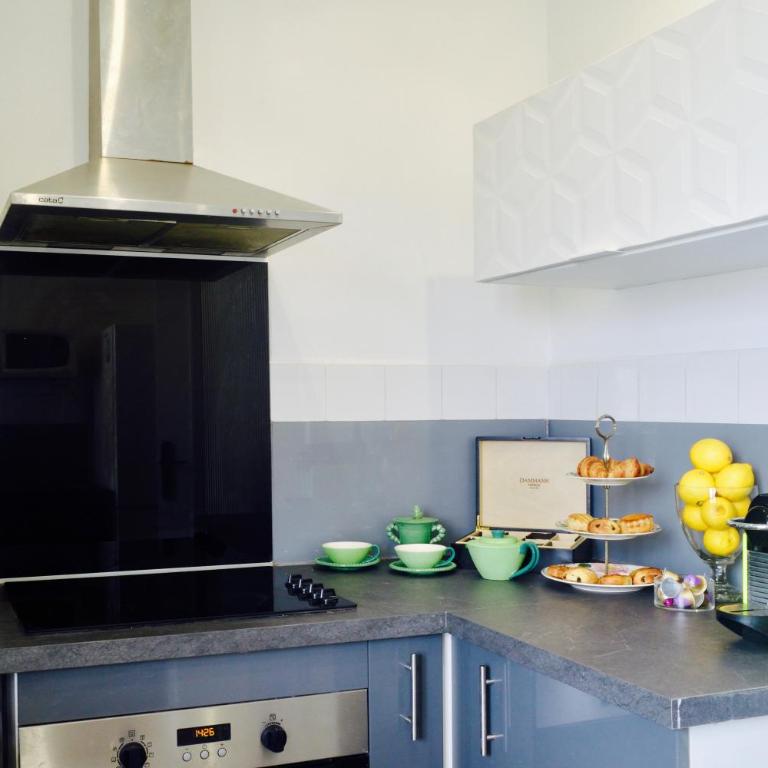 Elegant & Luminous 2-BR - Antibes City Center - Appartement 2 Chambres - 10