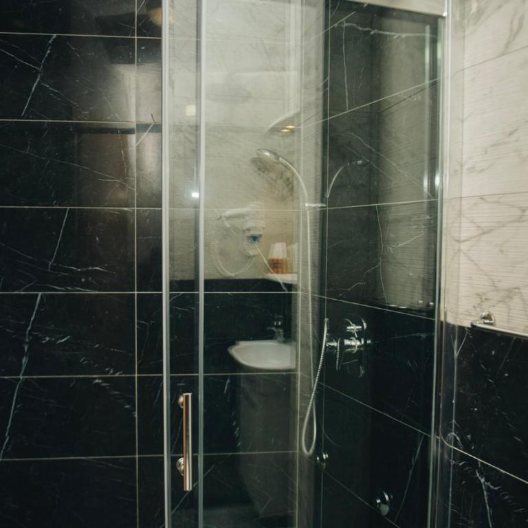 Hotel - Villa Lejla - Comfort Quadruple Room - 9