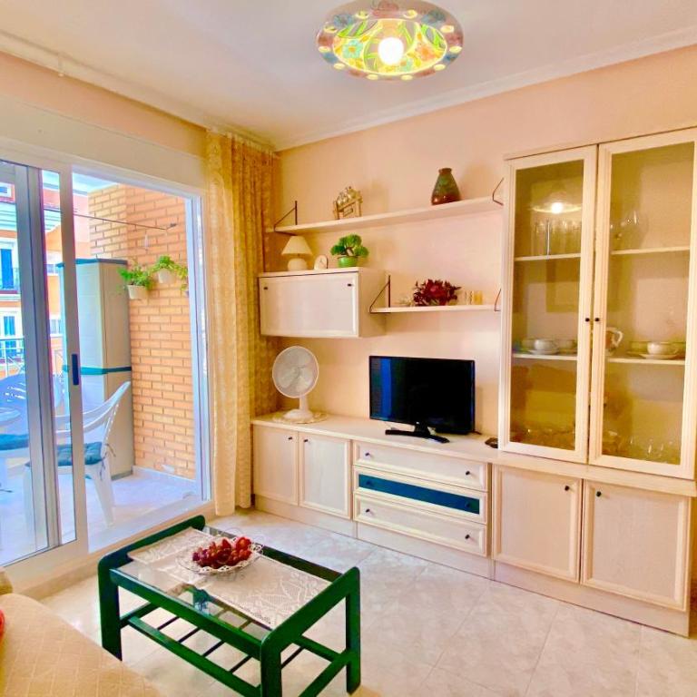 Beautiful Apartment near Playa de los Locos - One-Bedroom Apartment - 6