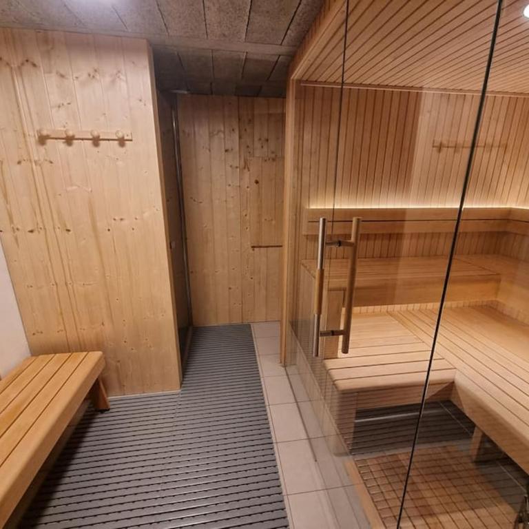 Chalet Tontine, 3 bedrooms, sauna, terrace and great views ! - Chalet - 9