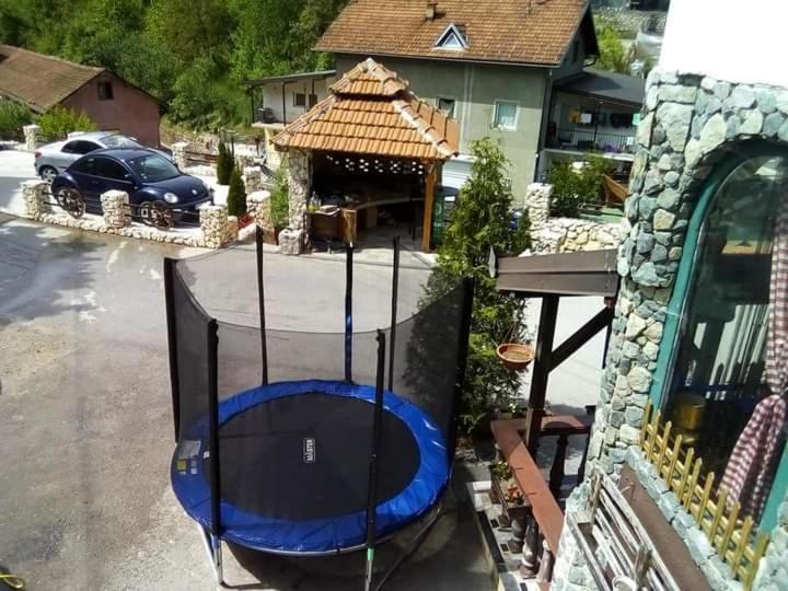 Apartments Daut's Tower - Mala Dvokrevetna Soba sa Zasebnim Krevetima - 9