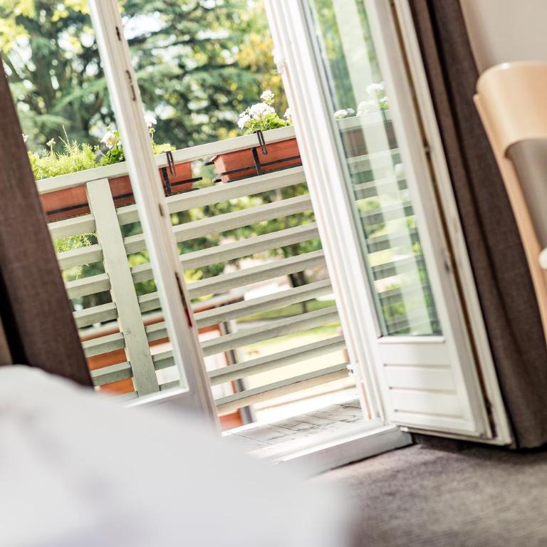 Hotel Heide Park - Doppelzimmer mit Balkon - 4