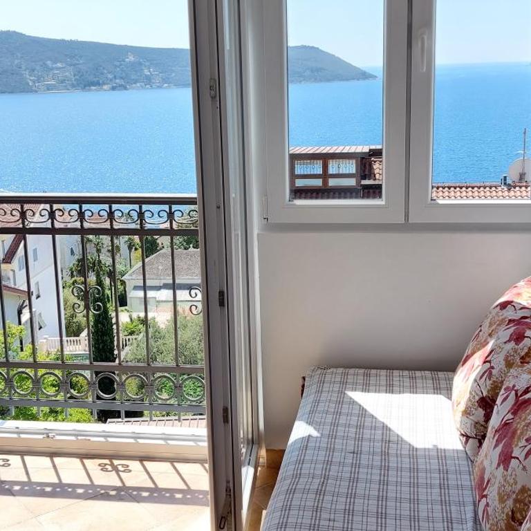 Lala - Apartment with Sea View - 11