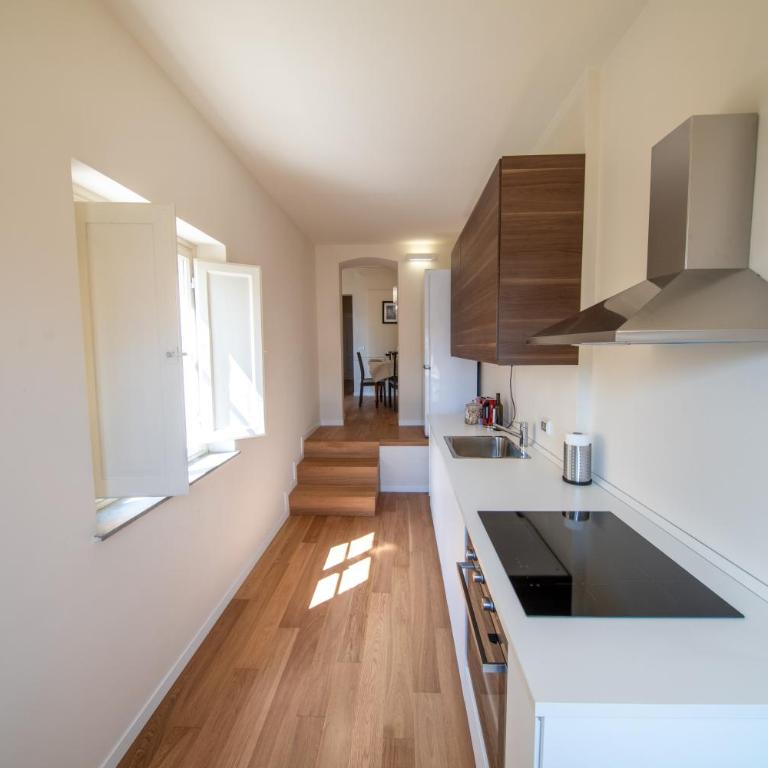 VILLA CITTADELLA - Appartamento con 2 Camere da Letto - 93