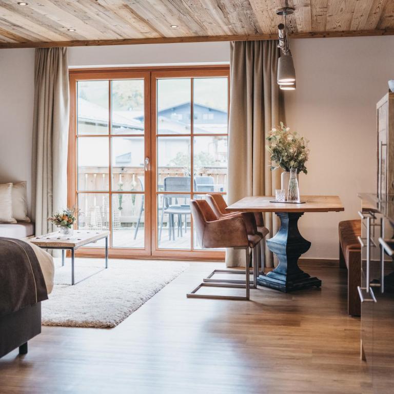 VAYA Kaprun - Deluxe Apartment mit 1 Schlafzimmer - 1