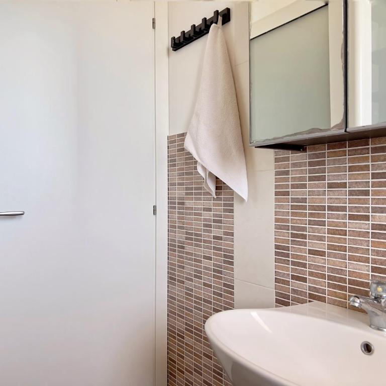 Appartamenti In Villa Polluce a 2 min dal mare WiFi e parcheggio - Appartamento con Vista Mare - 12