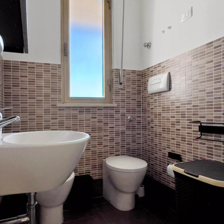 Appartamenti In Villa Polluce a 2 min dal mare WiFi e parcheggio - Appartamento con Vista Mare - 11
