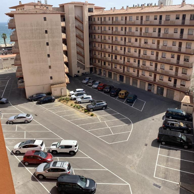 Roses IV 6 12 - Apartamento con terraza - 3
