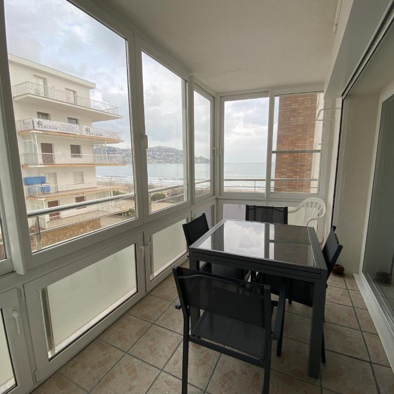Residencia de la Platja - Apartamento con vistas al mar - 17
