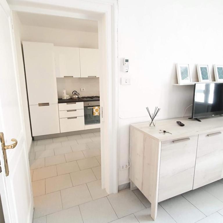 Twin Room Apulia Apartment - Bari Centro - Appartamento con 1 Camera da Letto - 10