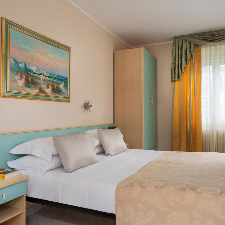 Albergo Ristorante Pozzi - Camera Matrimoniale/Doppia con Letti Singoli - 8