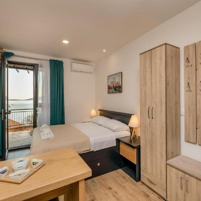 SkyView apartments - Deluxe Double Studio with Sea View (2 adults) - 12