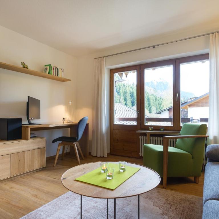Ferienwohnungen Alpentraum - Ferienwohnung Sonnenöschle - Apartment mit 2 Schlafzimmern - 4