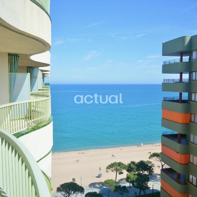Super Beach 10H - Apartamento de 3 dormitorios - 38