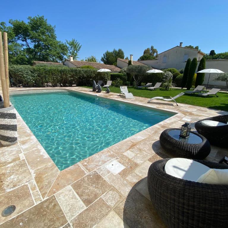 Mas Beau Soleil & Spa Cottages DeCharme avec Jacuzzi&Jardin Privés - Maison de Vacances - 4