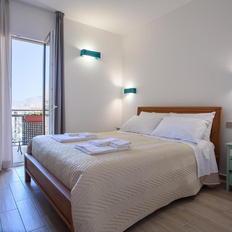 CENTRAL STATION APARTMENTS - Fanale Rentals - Superior Apartment - 20