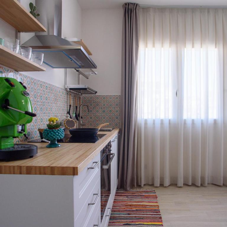 CENTRAL STATION APARTMENTS - Fanale Rentals - Superior Apartment - 10