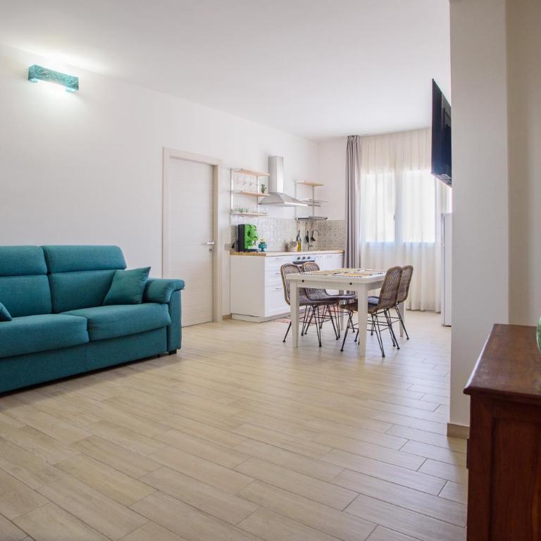 CENTRAL STATION APARTMENTS - Fanale Rentals - Superior Apartment - 1