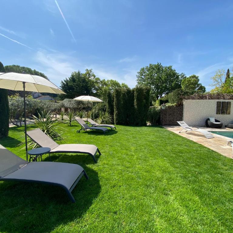 Mas Beau Soleil & Spa Cottages DeCharme avec Jacuzzi&Jardin Privés - Maison de Vacances - 29