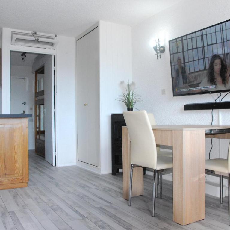 Appartements Pra Loup 1600 by PraLoup Vacances - Studio - 12