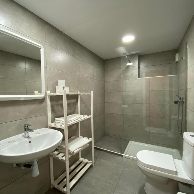 APARTAMENTO CERCA DEL PASEO Y PORT AVENTURA - Apartamento con vistas a la piscina - 5