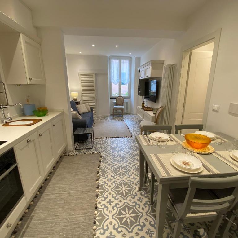 Suites 5 Stelle nel Borgo di Varazze - Appartamento con Vista Giardino - 5