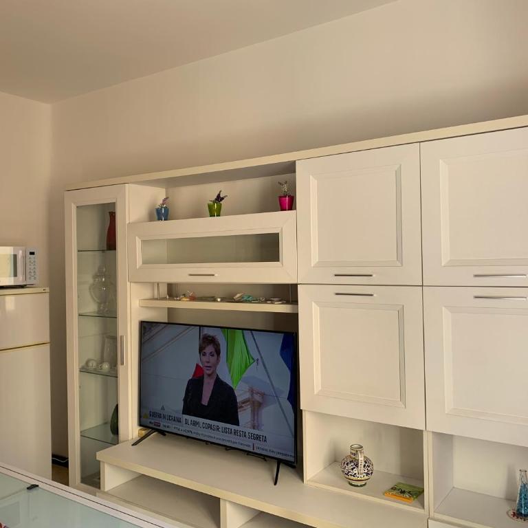 Pisa City Home - One-Bedroom Apartment - 25