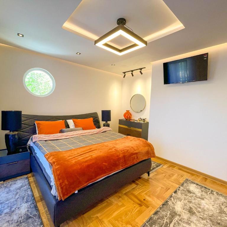 B&B Lovac - Suite sa Bračnim Krevetom (King-size) i Pogledom na Bazen - 15