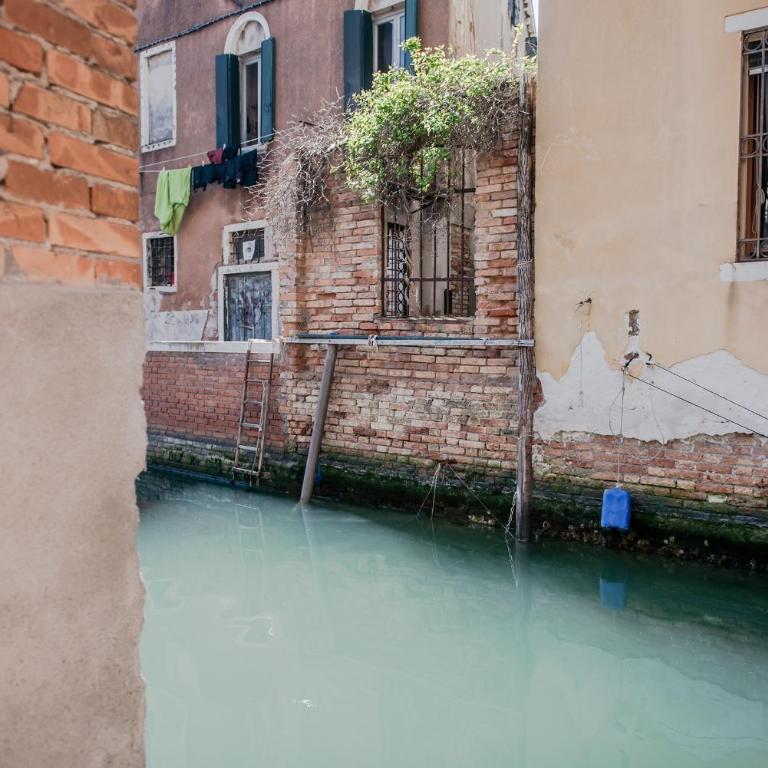 Gondola Rosa, incantevole vista sul canale - Superior Studio - 13