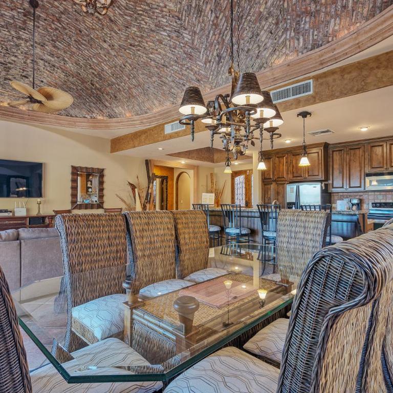 Casa de Bella Suenos at Bella Sirena - Three-Bedroom Villa - 35