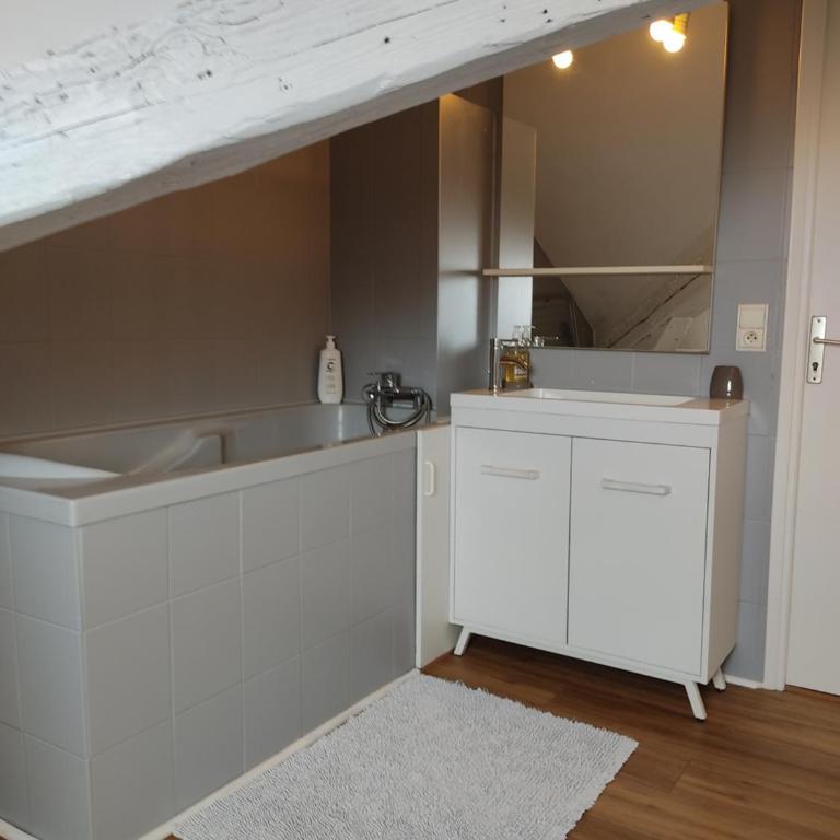 Grand T2 climatisé très calme - Appartamento con 1 Camera da Letto - 5