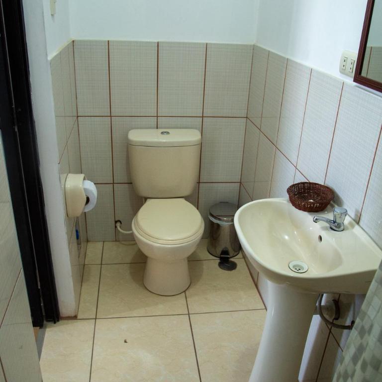 ALOJAMIENTO FAMILIAR ORQUIDE@S - Habitación Doble Estándar - 2 camas - 6