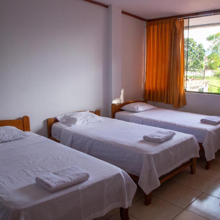 ALOJAMIENTO FAMILIAR ORQUIDE@S - Classic Triple Room - 4