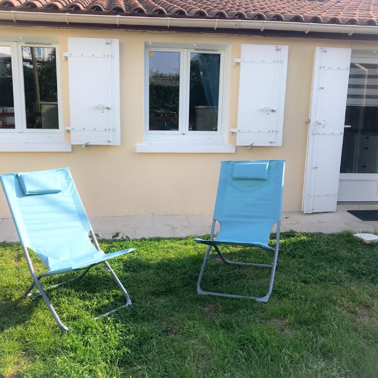 La ptite maison de Royan pour 4 personnes avec jardin - Casa con 1 dormitorio - 25