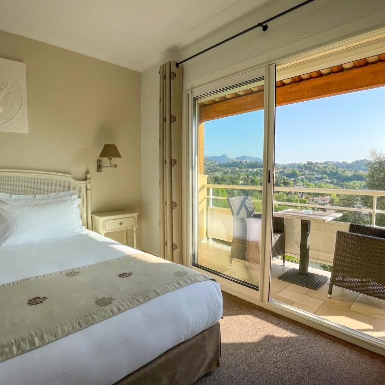 Hotel Marc-Hely - Chambre Double Supérieure avec Balcon - 2