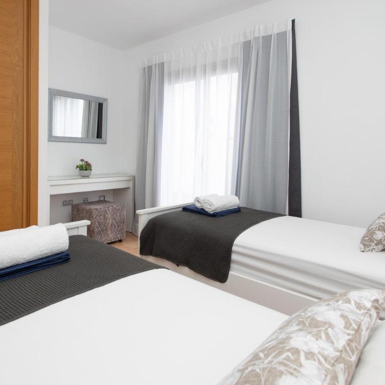 Luxury Villa Perla - Three-Bedroom Villa - 32