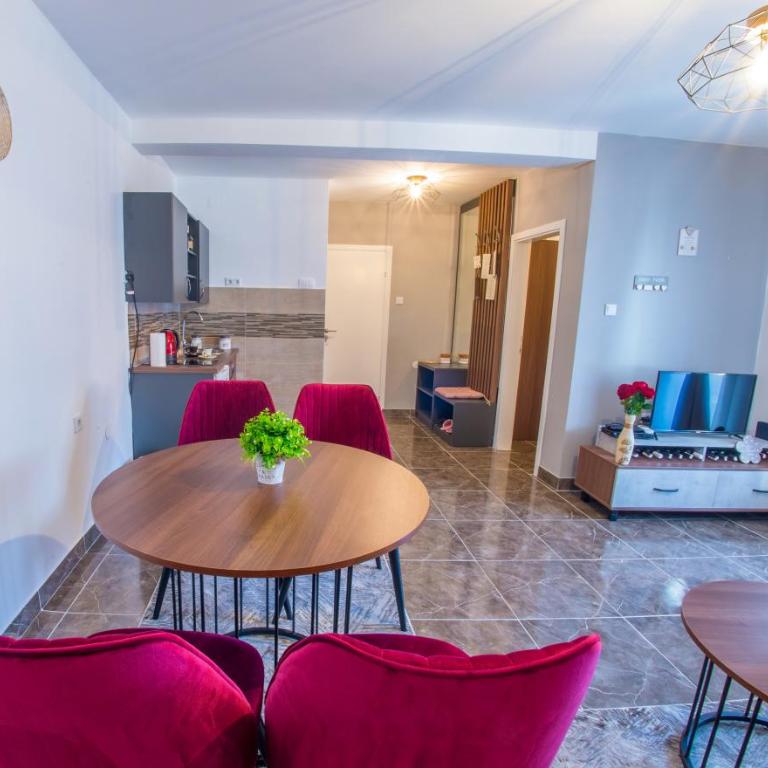 The Jewel of Mostar - Apartment with Balcony - 3