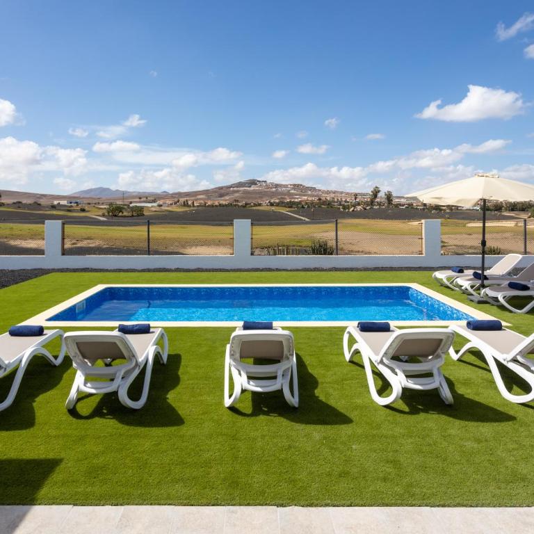 Luxury Villa Perla - Three-Bedroom Villa - 2