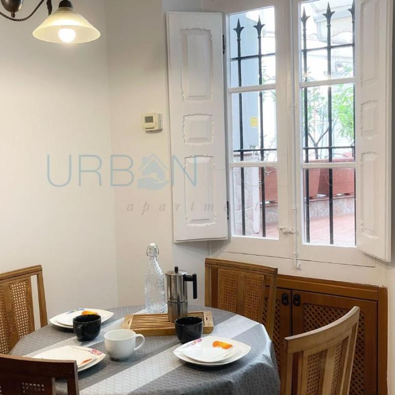 Vivienda turistica con encanto centrico, wifi y patio - Apartment with Terrace - 8