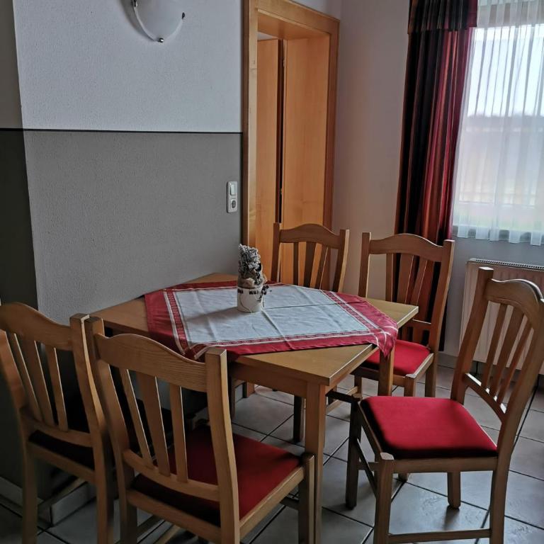 Landhaus Nageler - Apartment mit 2 Schlafzimmern und Dusche - 17